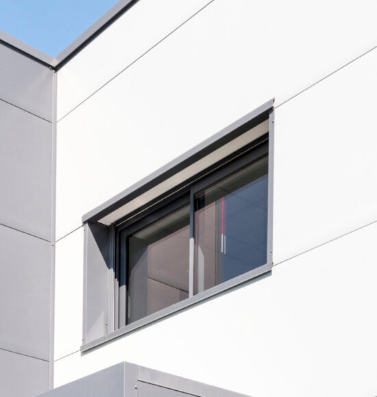 Façade de bureaux vendée (dpt 85)